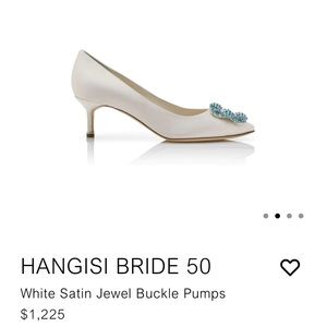 *LIKE NEW* Manolo Hangisi Bride 50 Jewel Buckle Pump
